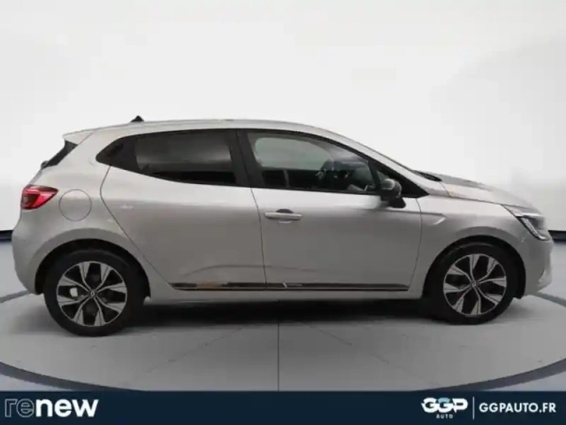 Renault Clio 1.0 tce 90ch evolution — photo 21