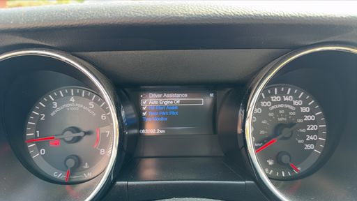 Ford Mustang Cabriolet 2.3 Ecoboost 317 - . – 2015 – 63092 km – Essence – Boîte Manuelle — photo 13