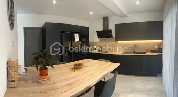 Maison 6 pièces 150 m²