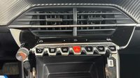 Peugeot 208 1.2 Hybrid 100ch Active e-DCS6 — photo 19