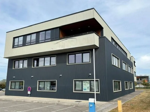 Bureaux 1920 m²