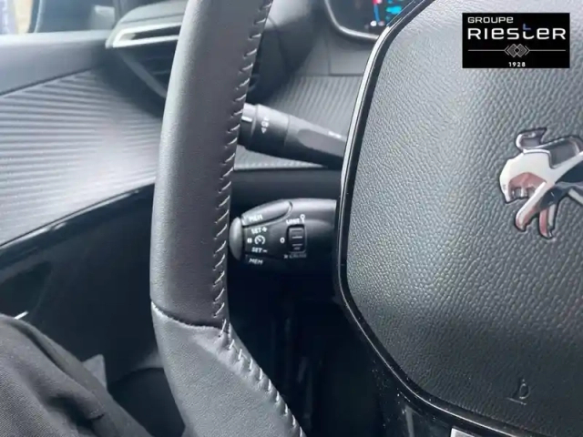 Peugeot 208 electrique 50 kwh 136ch — photo 13