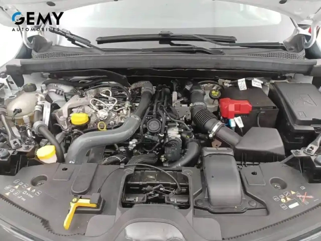 Renault Captur mild hybrid 160 edc — photo 45