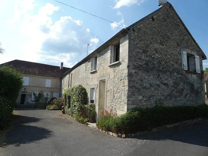 Photo 1