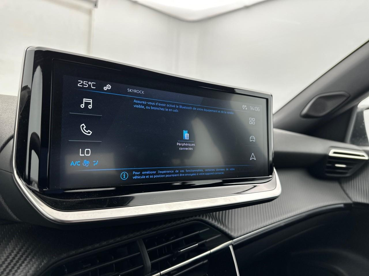 Peugeot 2008 100 s&s bvm6 style — photo 23