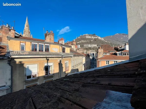 Grenoble grande rue - f1 + combles privatifs - projet duplex