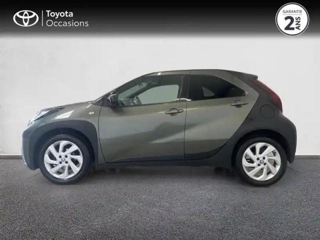 Toyota Aygo X 1.0 vvt-i 72ch design s-cvt — photo 3