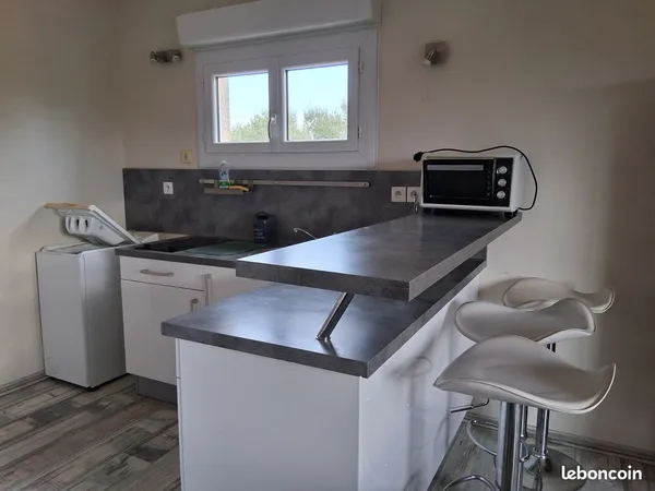 T2 MEUBLÉ 45 m² À MARGUERITTES