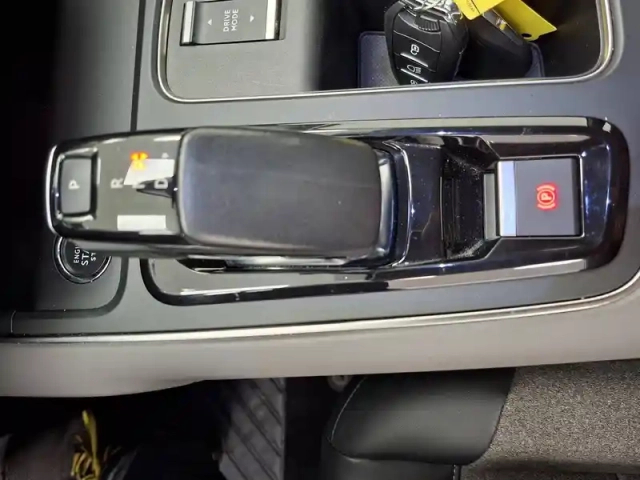 Citroën C5 Aircross hybride rechargeable 225 s&amp;s e-eat8 — photo 51