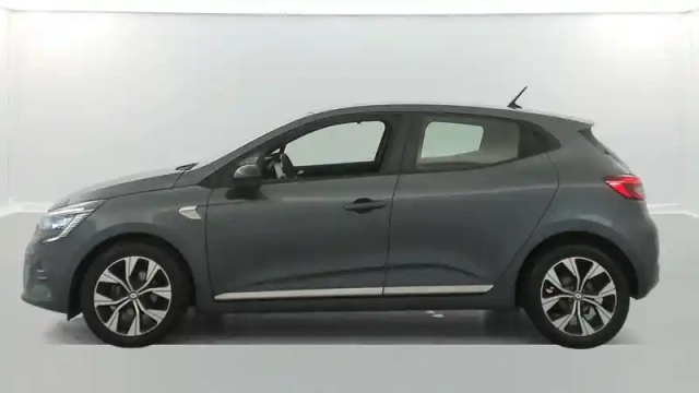 Renault Clio tce 90 - 21n — photo 32