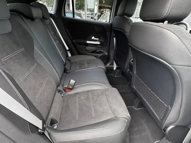 Mercedes Gla 200 d 8g-dct — photo 16