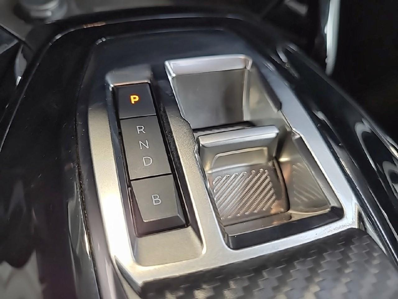 Peugeot 208 electrique 50 kwh 136ch style — photo 20