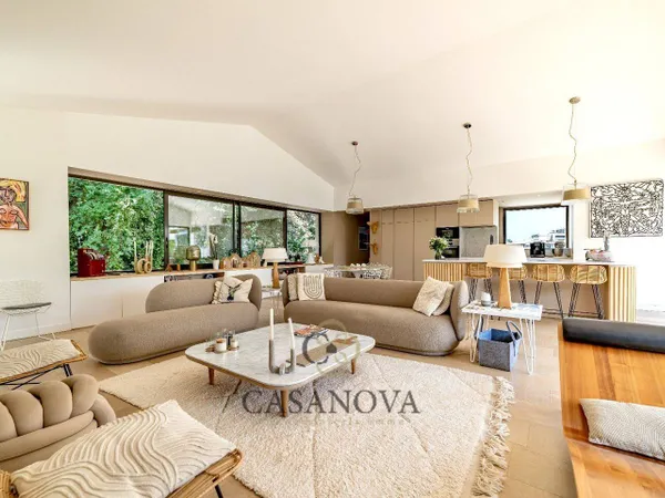 Maison 45 pièces 173 m²