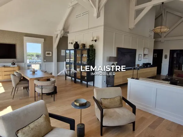 Appartement 7 pièces 195 m²