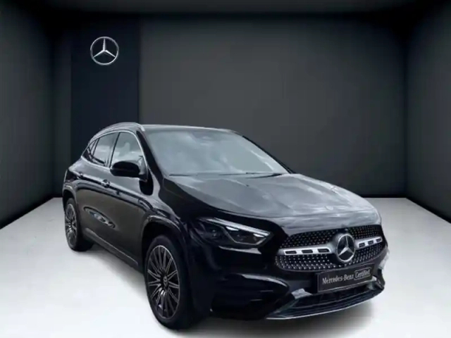 Mercedes Gla 250 e hybrid eq edition 140 — photo 7