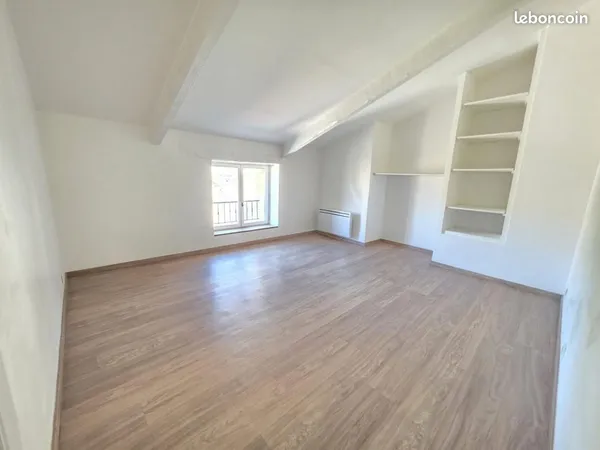 Immeuble 334 m²