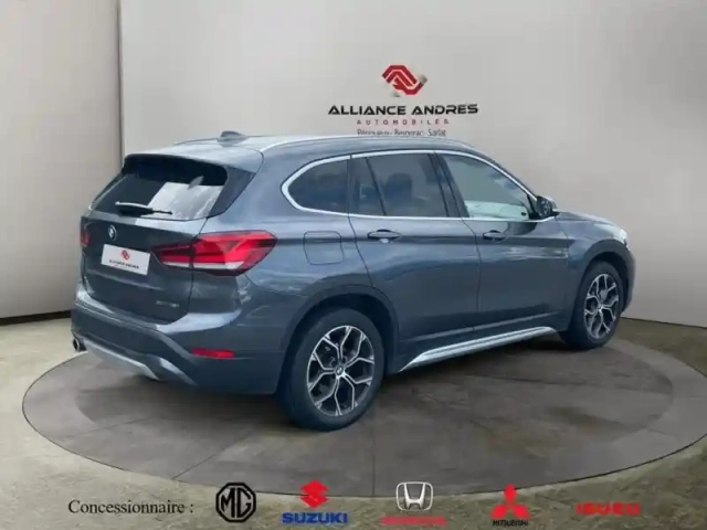 Bmw X1 sdrive18ia 136ch xline dkg7 — photo 5