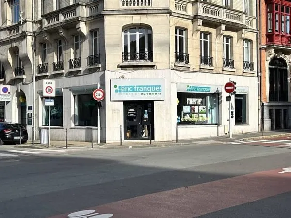 Local commercial 175 m²