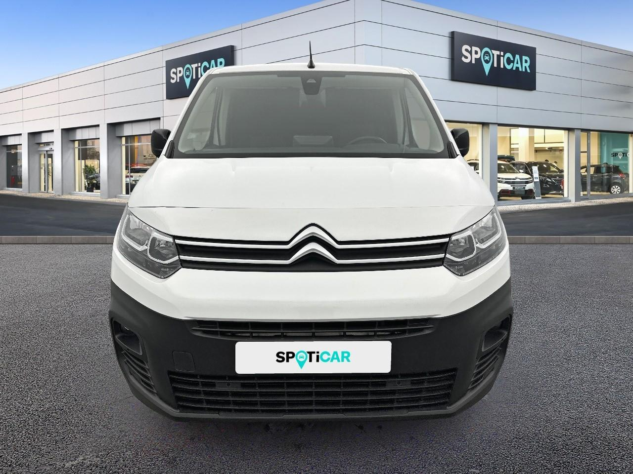 Citroën Berlingo van m 650 bluehdi 100 s&s bvm6 driver — photo 2