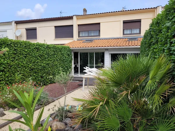 Villenave d'Ornon proche commerces et transports - Maison 120m² - 3 chambres