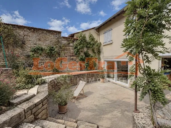 Maison de village, 175m2 SAINT OUEN LES PAREYS