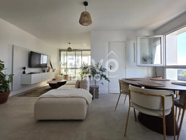 ILE DE NANTES 44200 – T3 lumineux avec vue dégagée au 11ème étage
