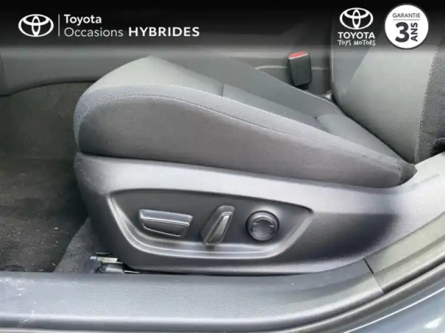 Toyota Prius hybride rechargeable 223ch dynamic ph — photo 17