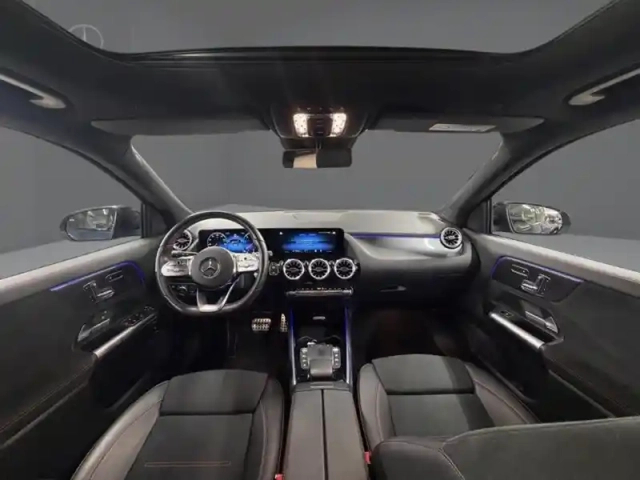 Mercedes Gla 200 d amg line — photo 11