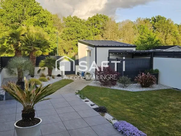 Maison familiale avec prestations modernes au calme