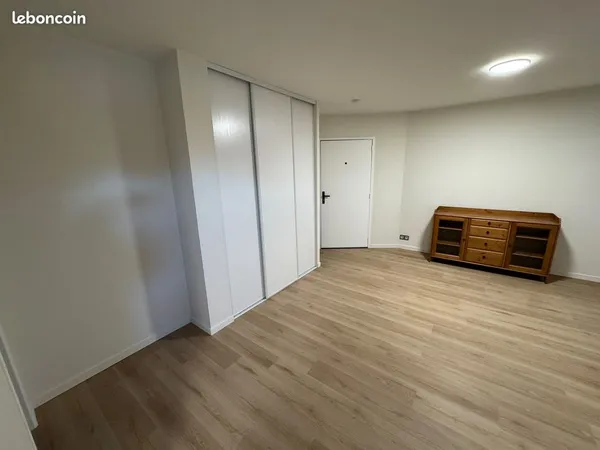 À LOUER - T1 MEUBLÉ 33 m² - SAINT-JEAN-DE-GONVILLE