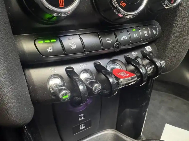 Mini Mini hatch 5 portes cooper 136 ch dkg7 — photo 135