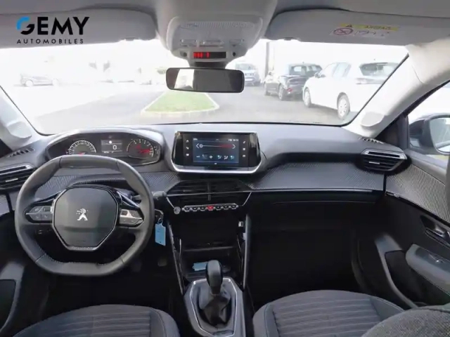 Peugeot 208 puretech 75 s&amp;s bvm5 — photo 8