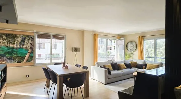 Appartement T3-4 80 m2 Vallon Oriol balcon climatisé + box