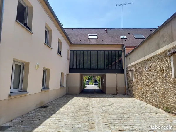 F2 proche forêt avec jardin privatif