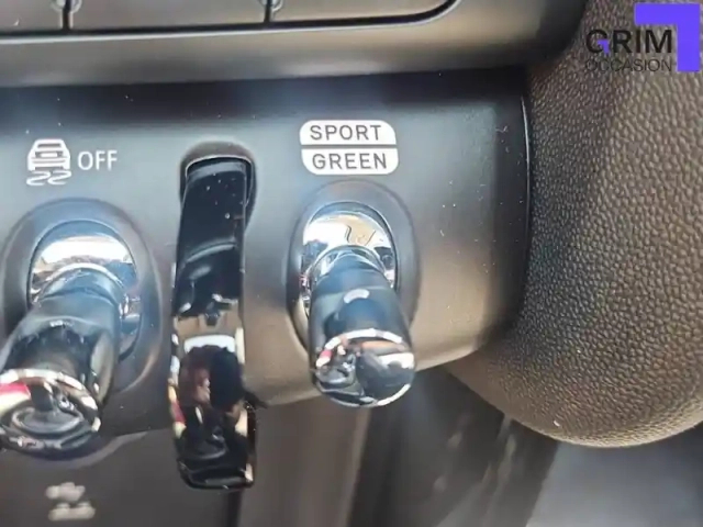 Mini Mini hatch 3 portes cooper 136 ch dkg7 — photo 27