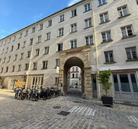 Bureaux 62 m²
