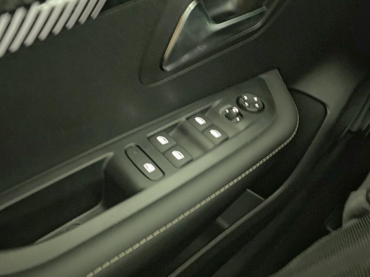 Peugeot 208 hybrid 145 ch e-dcs6 allure — photo 20