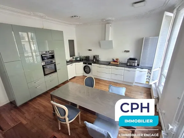 3 CHAMBRES, LUMINEUX, TRAVERSANT, OUEST-EST
