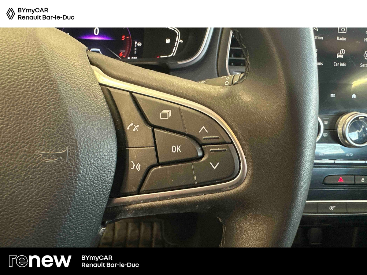 Renault Megane IV Berline Blue dCi 115 EDC — photo 17