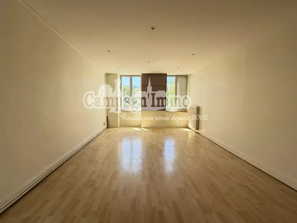 APPARTEMENT T2
