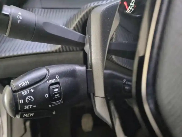 Peugeot 208 bluehdi 100 s&amp;s bvm6 — photo 77