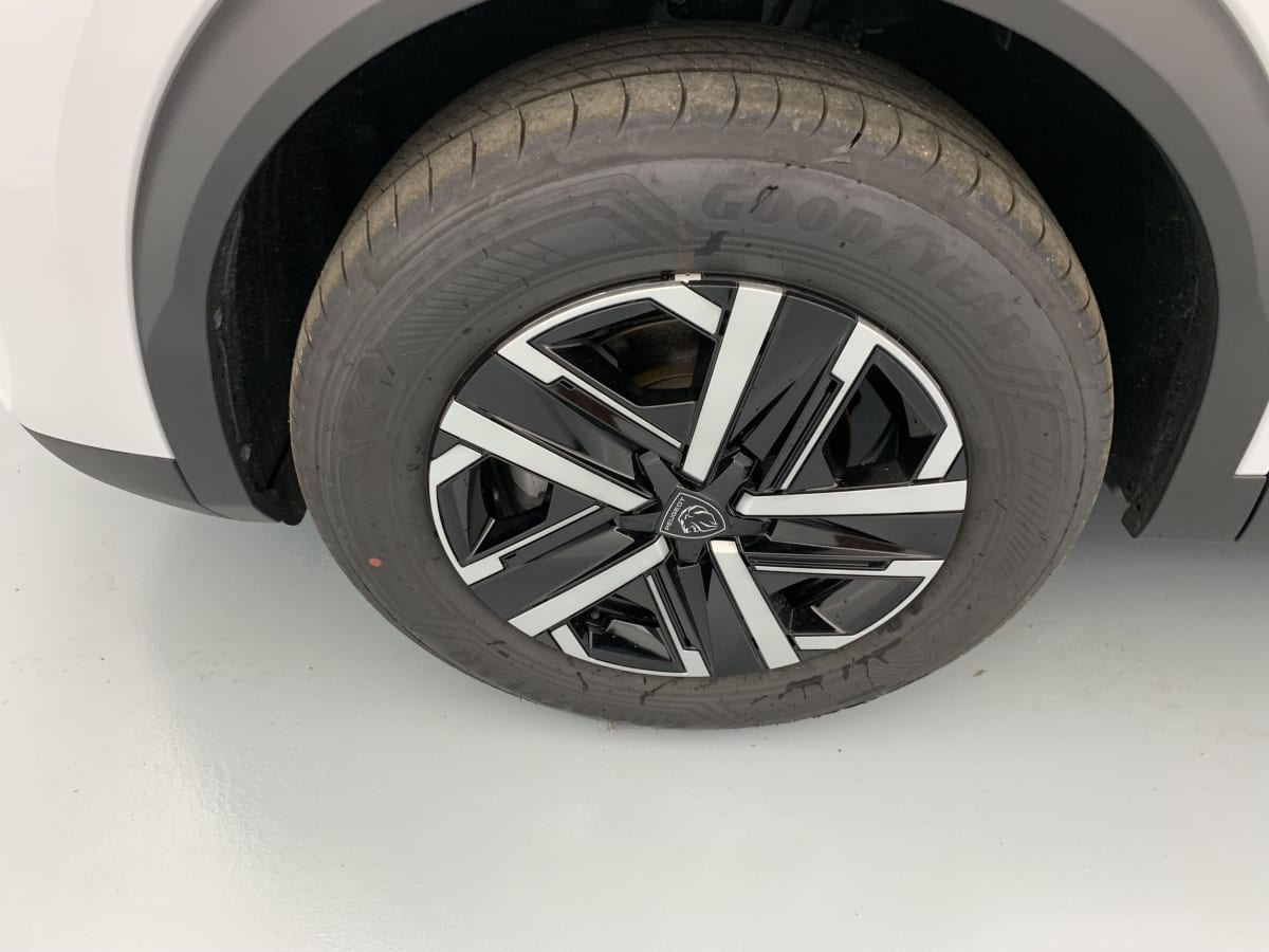 Peugeot 2008 — photo 22