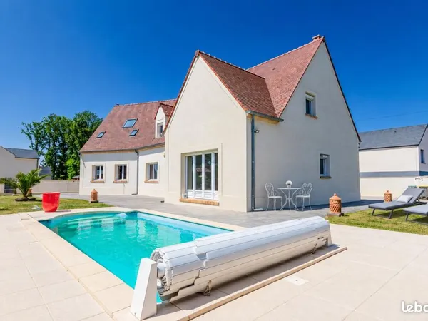 Maison 10 pièces 310 m²
