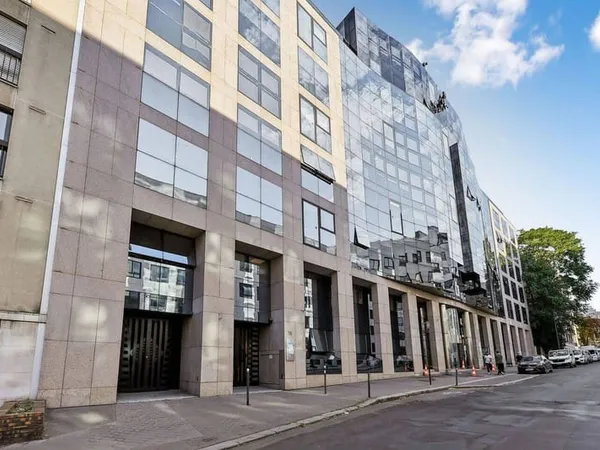 Bureaux 547 m²