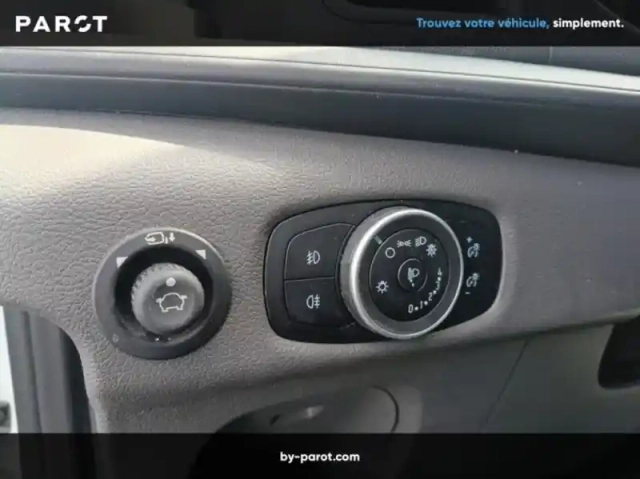 Ford Transit fourgon fg t310 l2h2 2.0 ecoblue 130ch trend — photo 6