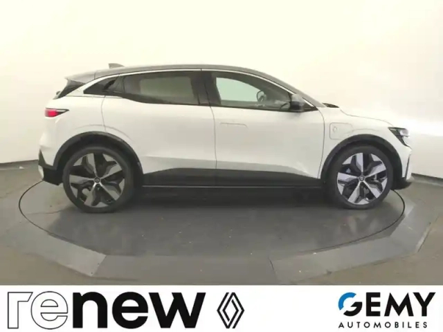 Renault Megane e-tech ev60 220 ch super charge — photo 19