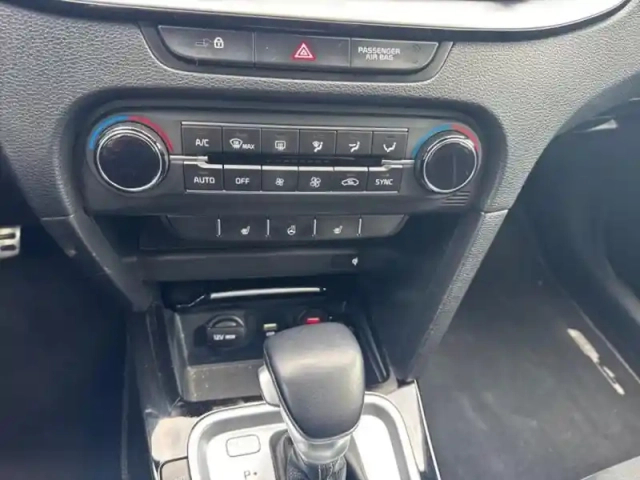 Kia Ceed pro 1.4 t-gdi 140ch gt line dct7 my20 — photo 31