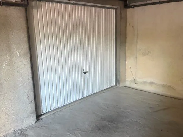 Garage box à louer