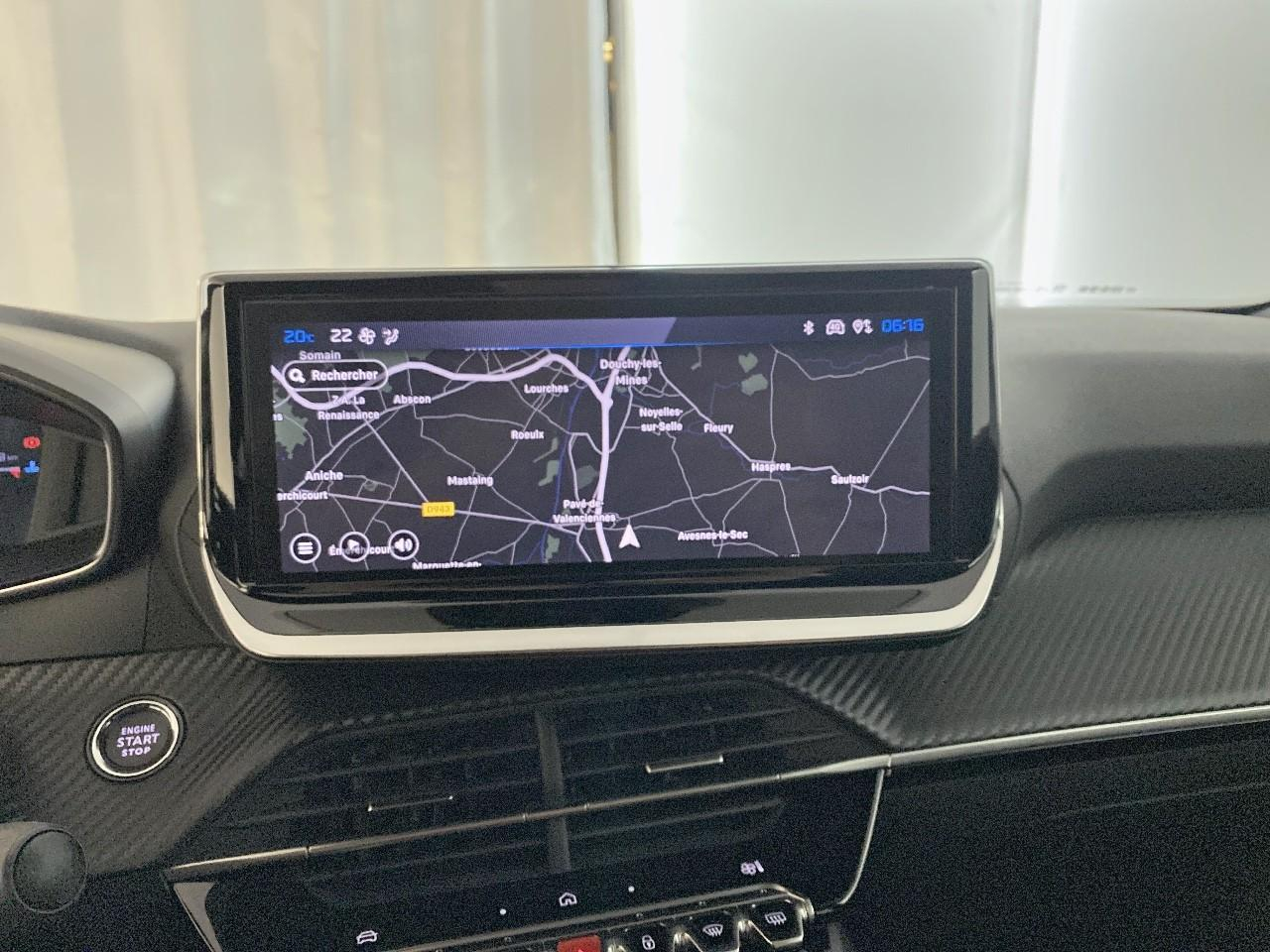 Peugeot 2008 hybrid 145 ch e-dcs6 allure — photo 14