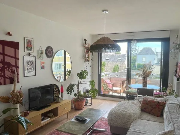 Lorient - Appartement meublé de 45m2 avec balcon et parking sécurisé